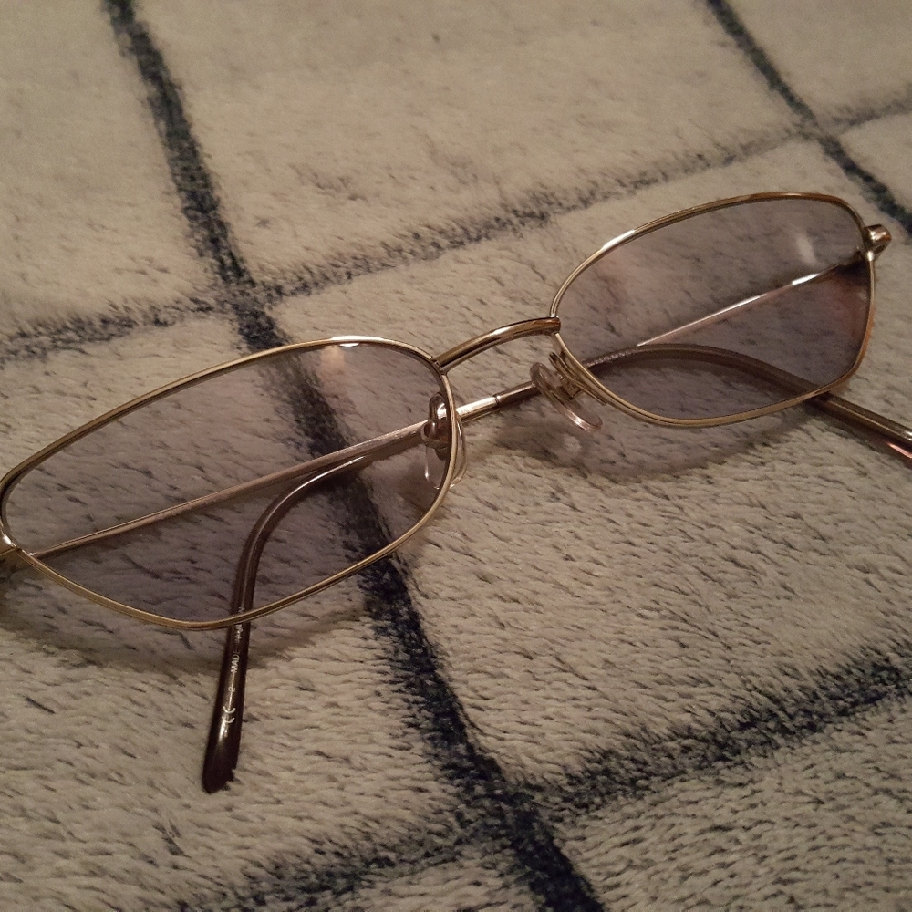 Alexander McQueen glasses